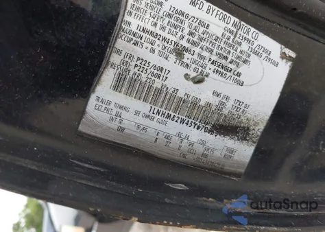 2009 Lincoln Town Car Signature Limited из США, поврежденный, VIN 2LNHM82V89X619390